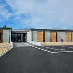 Cit'hotel Le Relais Boisniard 3* Шамбрето