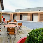Cit'hotel Le Relais Boisniard Отель Шамбрето