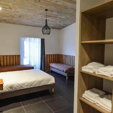 Cit'hotel Le Relais Boisniard 3* Chambretaud