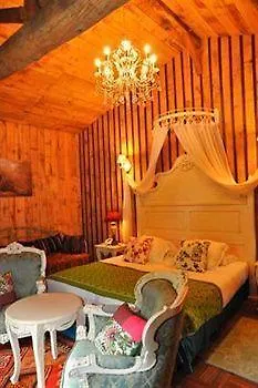 Cit'hotel Le Relais Boisniard 3* Chambretaud